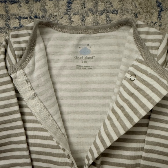 Assorted 6-9M baby boy footed onesies, short sleeve onesies various brands. - Picture 6 of 8